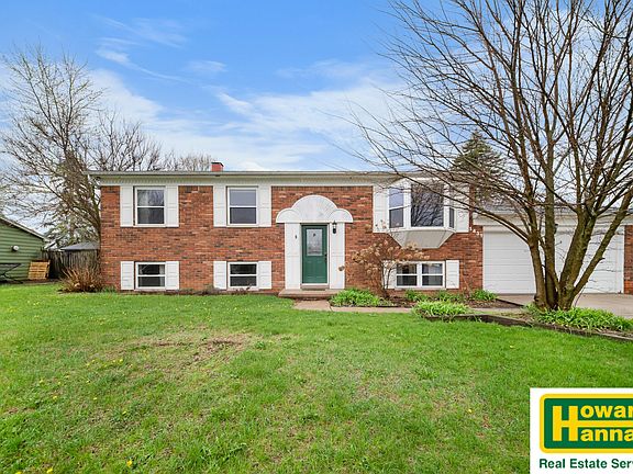 2nd image of 1431 Meadow Dr