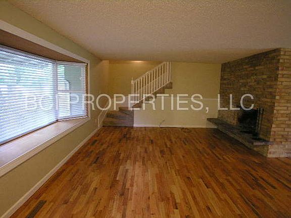 4th image of 1105 111th St S