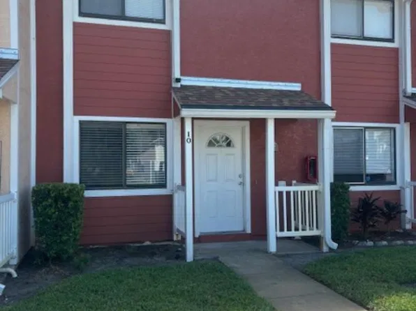 480 Reed Canal Rd APT 10, South Daytona, FL 32119