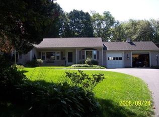 16 Overlook Rd, Plymouth, MA 02360