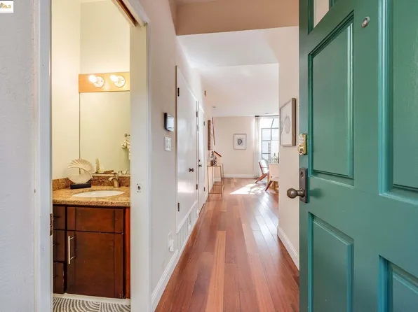 2316 Blake St #D, Berkeley, CA 94704