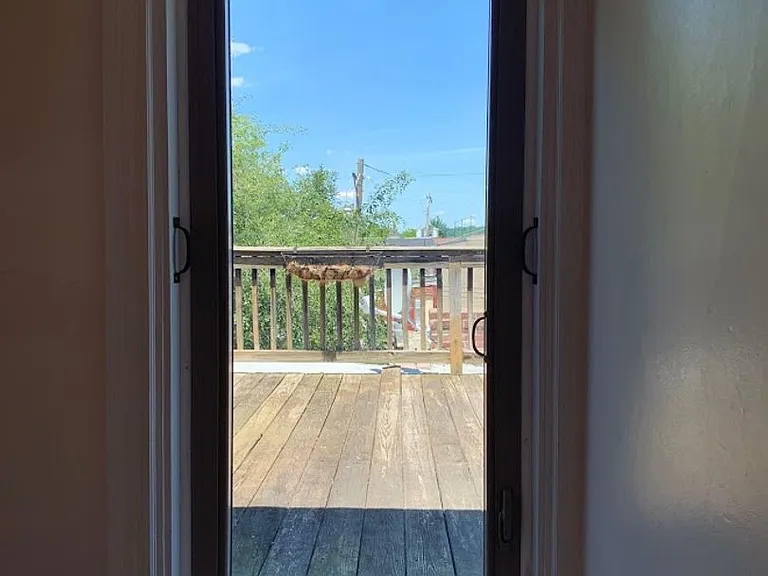 5431 Howe Street — Photo 17