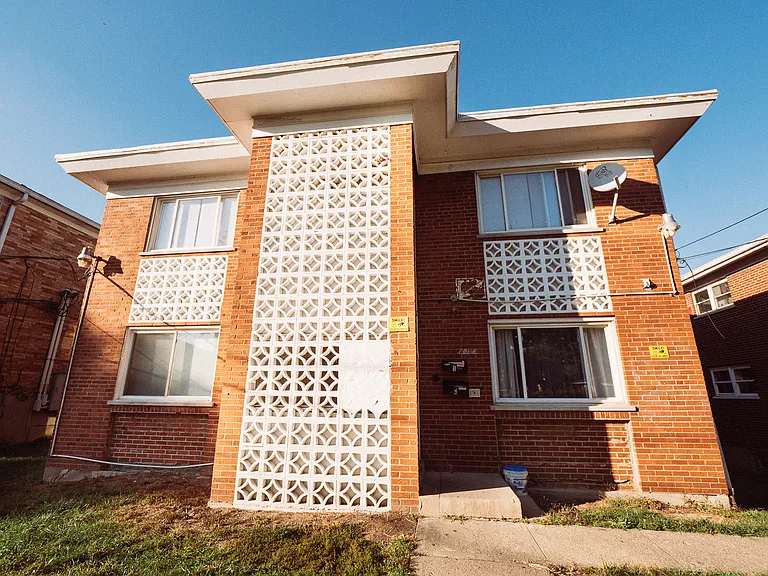 1634 Crest Hill Ave #2 — Photo 1