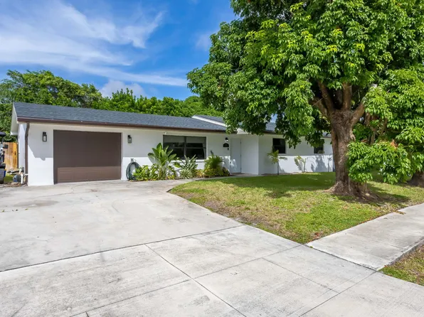 213 SW 12th Avenue, Boynton Beach, FL 33435