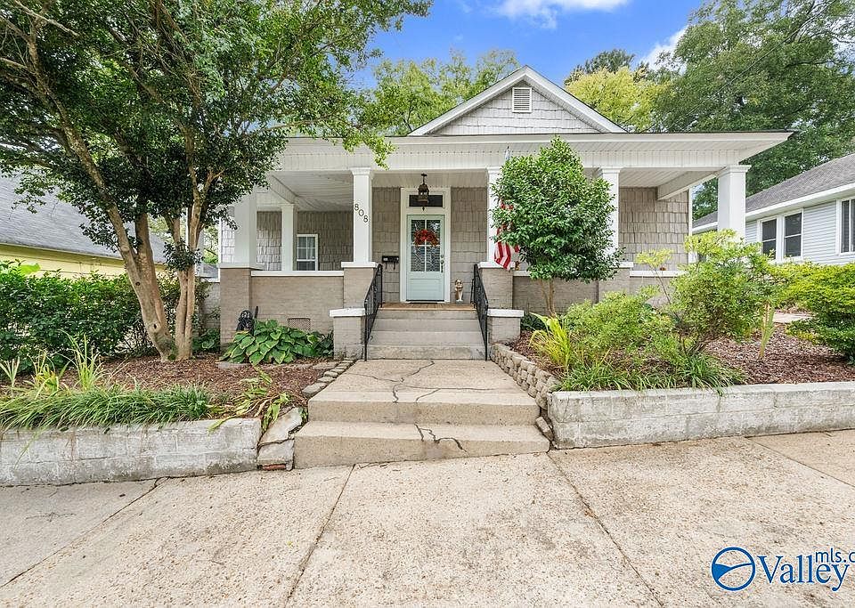 1st image of 808 Randall St