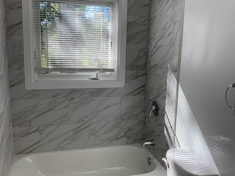 166 Anderson Ave NW — Photo 7