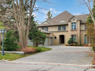 90 Humberview Dr, Vaughan, ON L4H 1B5
