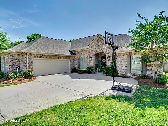 2nd image of 518 Devereaux Dr