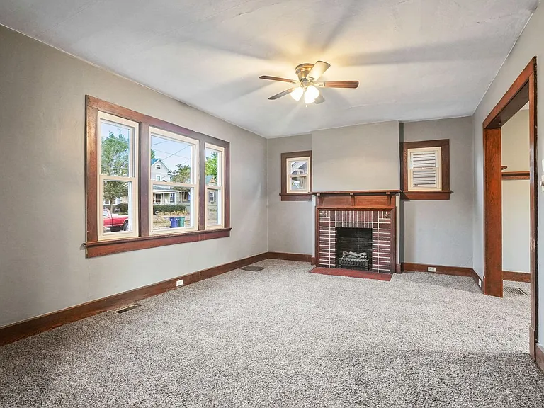 112 Linden Ave — Photo 27