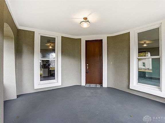 5th image of 47 E Xenia St