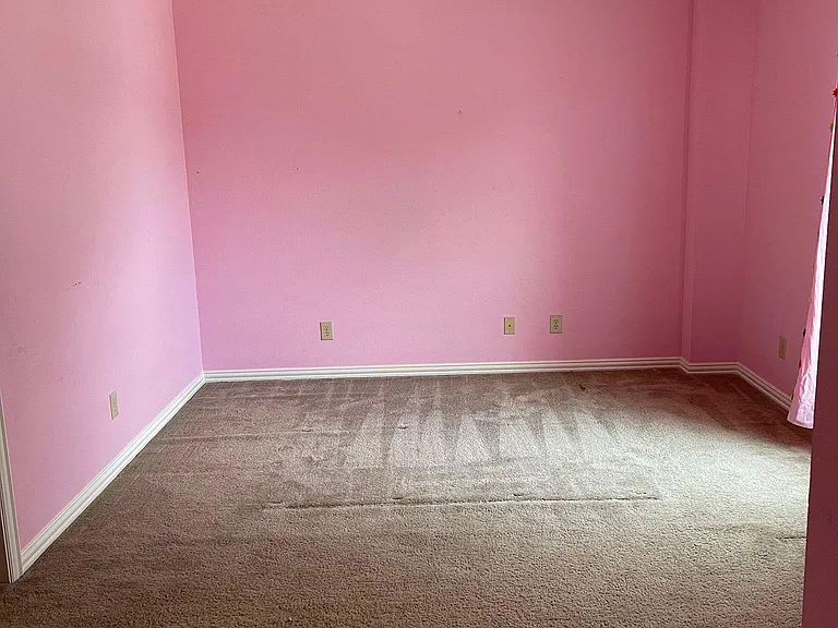 4419 Donegal Dr — Photo 9