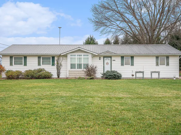 15525 Lake Rd, White Pigeon, MI 49099