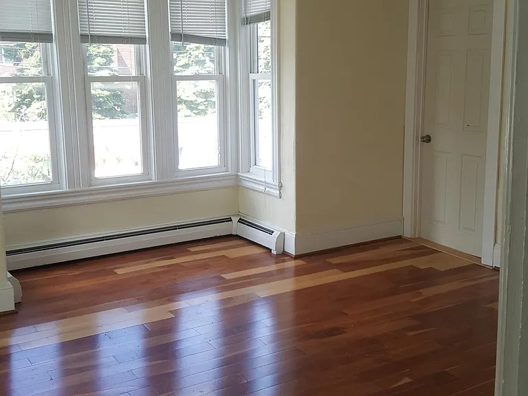 196 Park Ave #2 — Photo 3