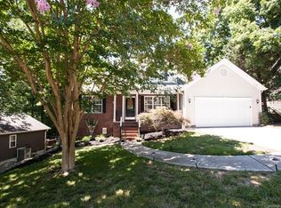 6025 Lanai Ln, Tega Cay, SC 29708