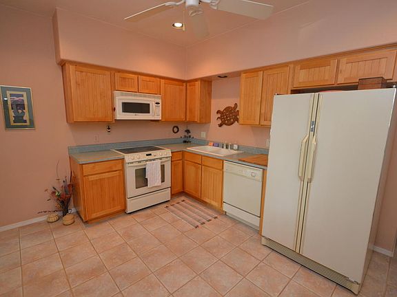 4th image of 3312 N Riverbend Cir E Unit B