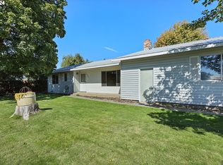 280 NE 5th St, Dufur, OR 97021