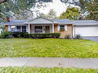 9 Lateer Dr, Normal, IL 61761