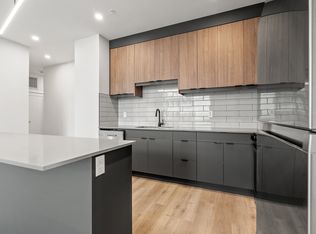 Petro Fina Residences, Calgary, AB T2P 1H4