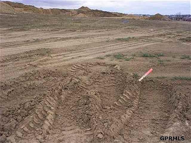 1st image of 137 Cimarron Woods