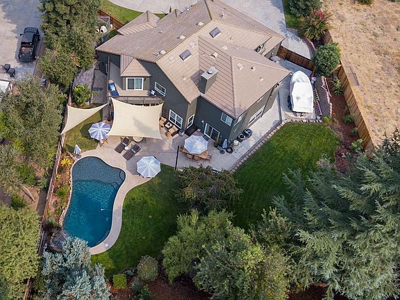4th image of 10230 Buckmeadows Dr