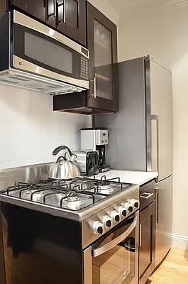 Rented by Voro New York | media 16