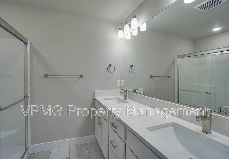 2347 E Otter Loop — Photo 30