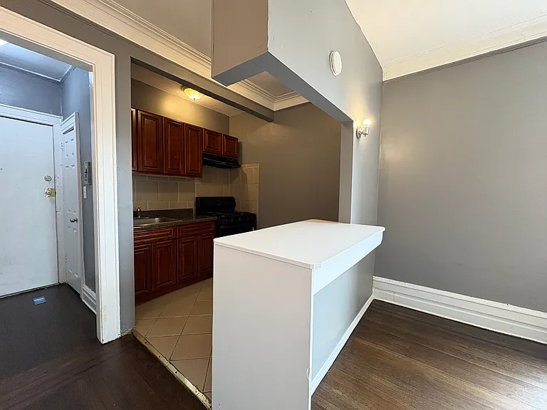 806 Broadway #501 — Photo 3