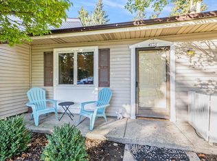 4178 Eastcastle Ct SE, Grand Rapids, MI 49508