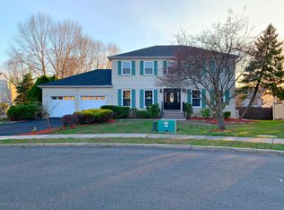 6 Elm Pl, Matawan, NJ 07747