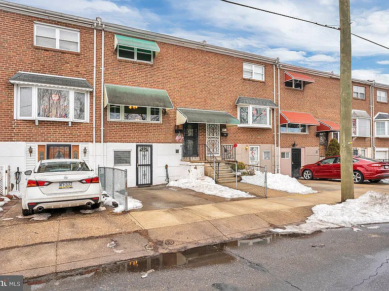 3639 Gaul St — Photo 2