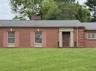 105 3rd Ave E, Springfield, TN 37172