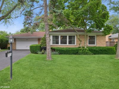 1410 Plymouth Ln, Glenview, IL, 60025