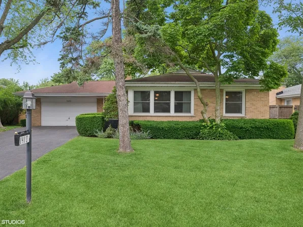 1410 Plymouth Ln, Glenview, IL 60025