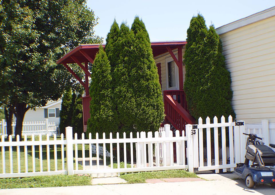 5741 N Madison Dr, Kansas City, MO 64118 Zillow