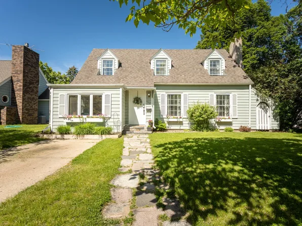 1118 Cedar St, Alexandria, MN 56308