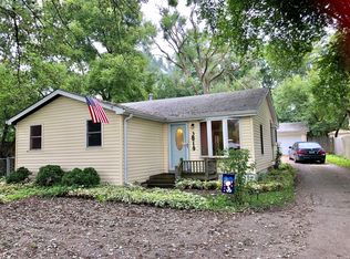 38719 N Green Bay Rd, Beach Park, IL 60087