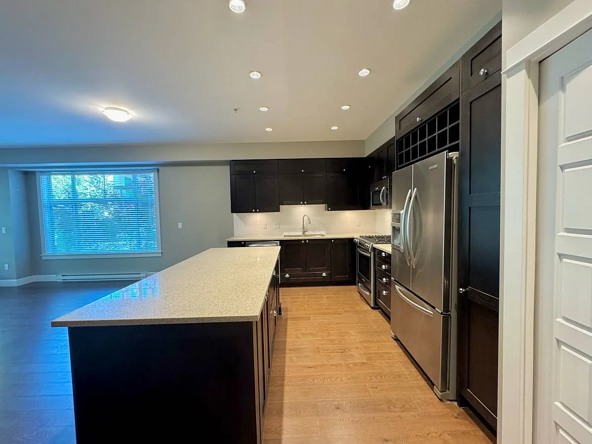 2 bed, 1067 sqft, $2,800 — Photo 3