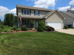 35260 Oxford Ct, North Ridgeville, OH 44039
