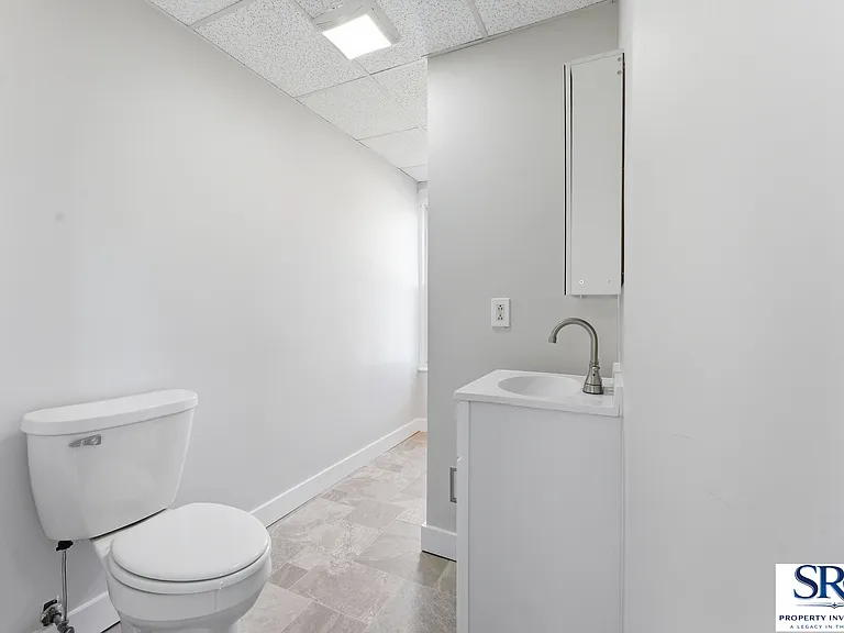 12 Hanover St #2 — Photo 13