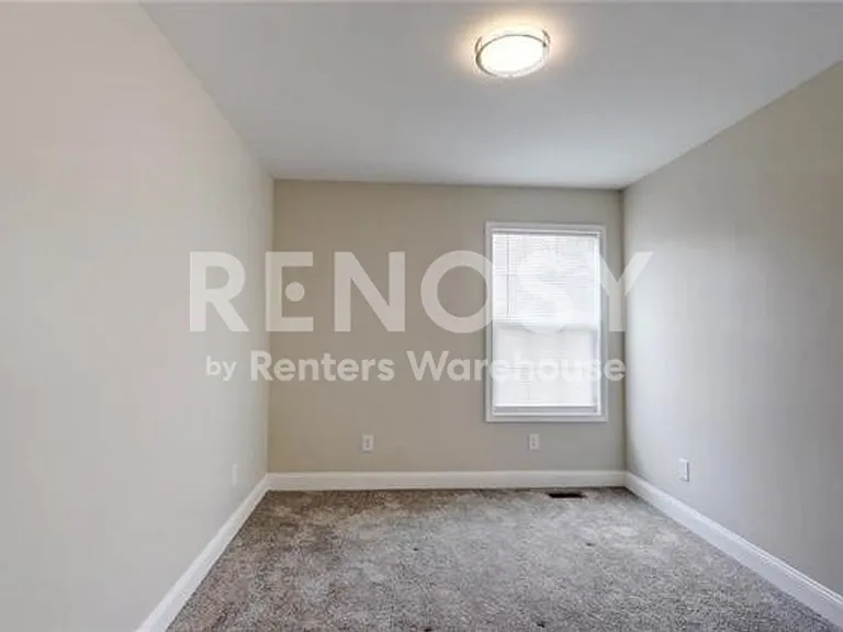 3836 Lloyd St — Photo 11