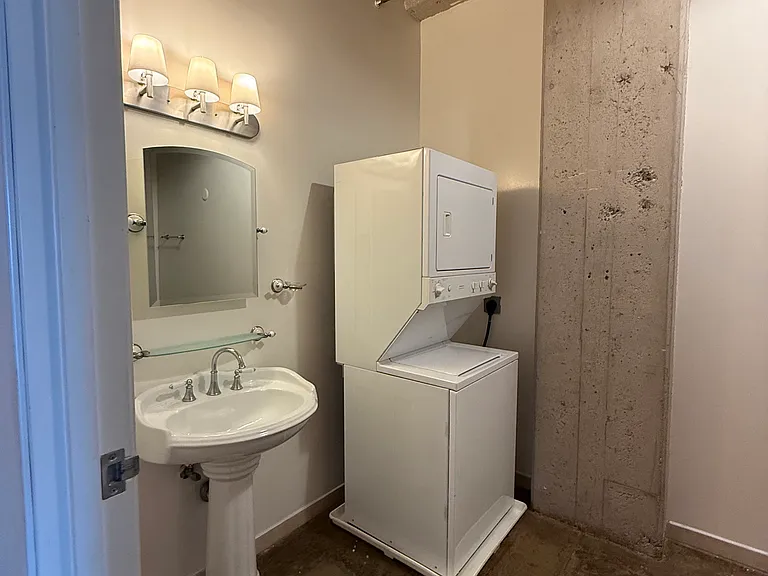 TEXERE PLAZA LOFTS — Photo 23