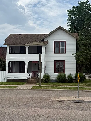 822 N High St Photo 1