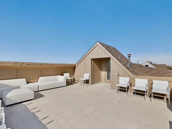 2557 Carmelita St, Dallas, TX 75212