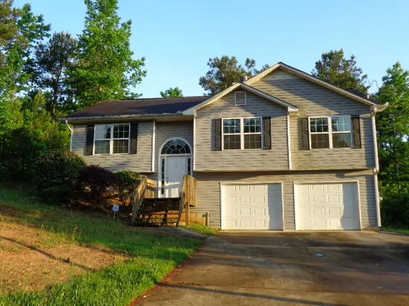 886 Eagles Nest Cir, Carrollton, GA 30116