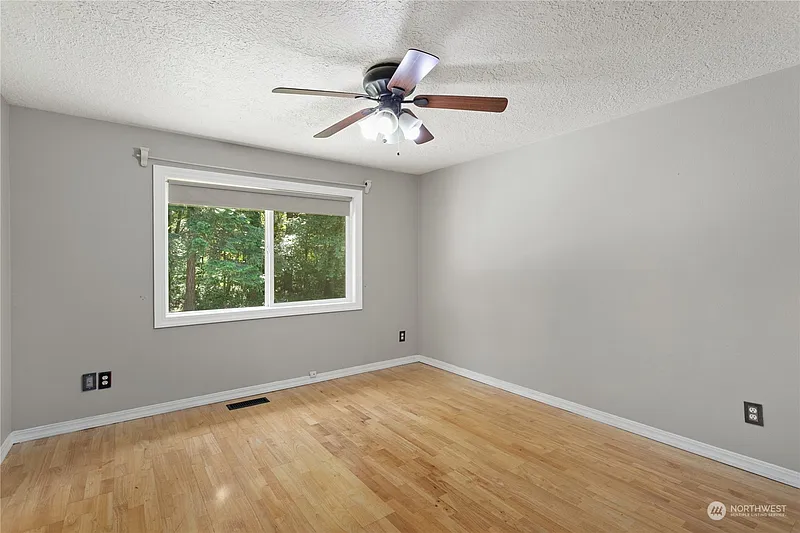Thumbnail 19