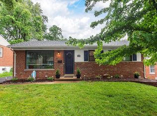 832 Manitou Dr, Saint Louis, MO