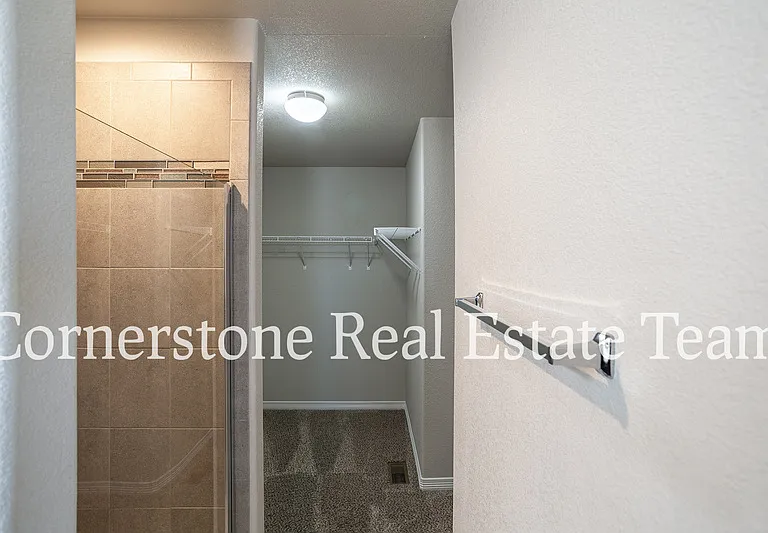 10758 Saco Dr — Photo 23