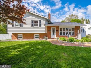 16 W Clearview Ave, Wilmington, DE 19809