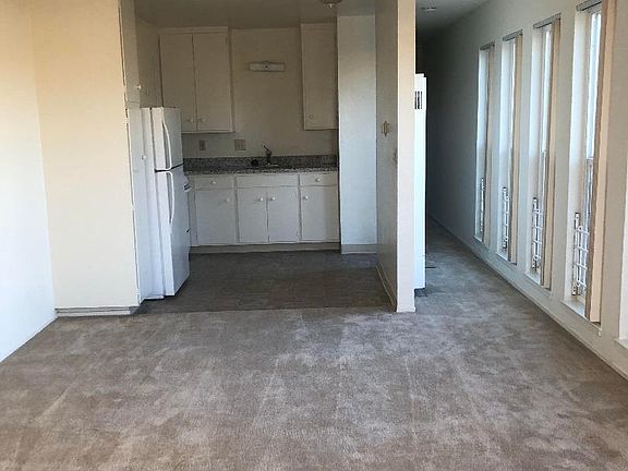 4th image of 1050 Beech St APT 101