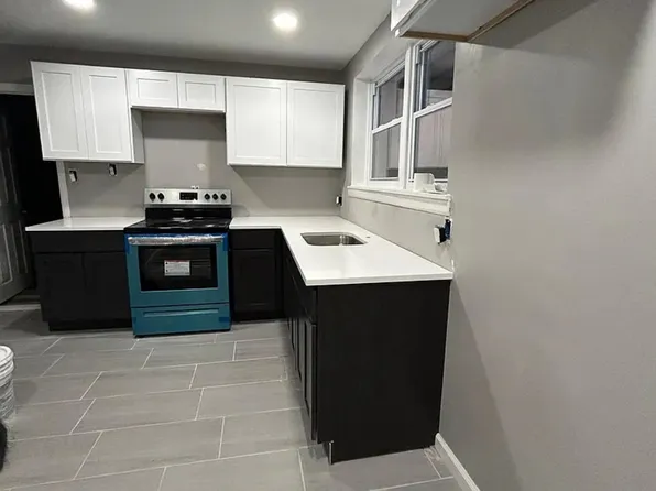 123 Central Ave #B, Passaic, NJ 07055